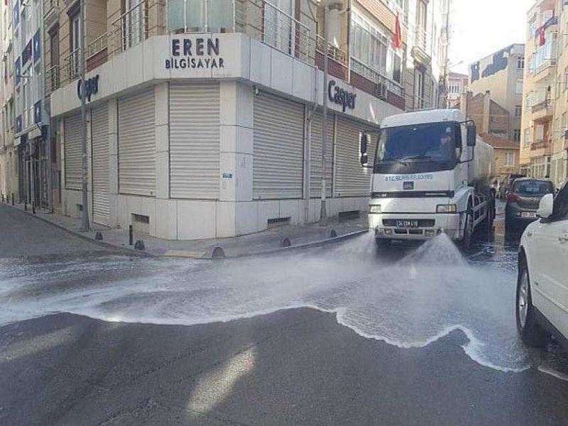 YASAK GÜNLERİNDE SİLİVRİ BELEDİYESİNDEN YOĞUN MESAİ